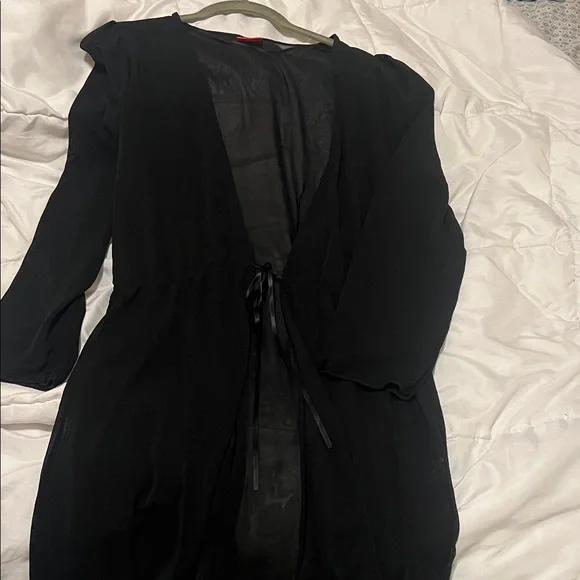 Triumph swim  Elegant Black Long Sleeve Coverup - Picture 8 of 9